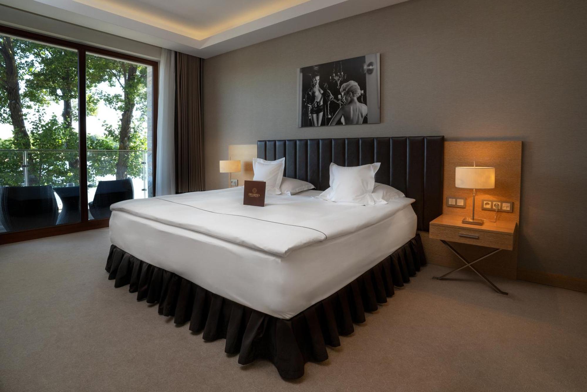 Tiffi Boutique Hotel Олщин Екстериор снимка